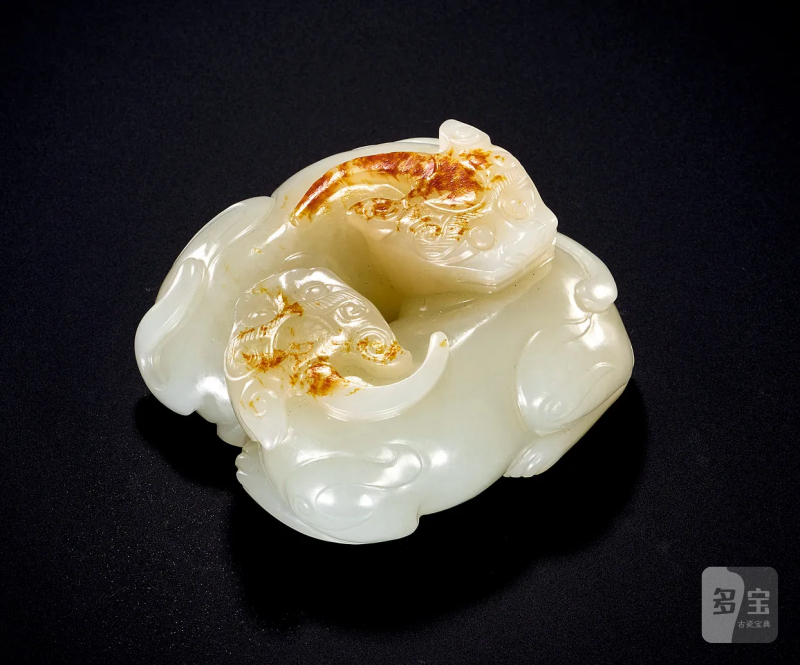 清 白玉红皮巧雕双獬豸镇纸